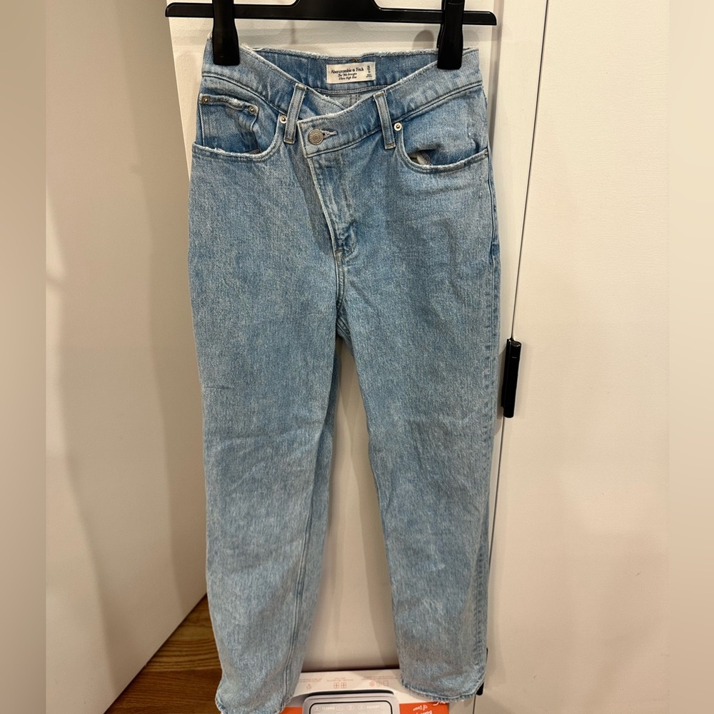 Abercrombie jeans